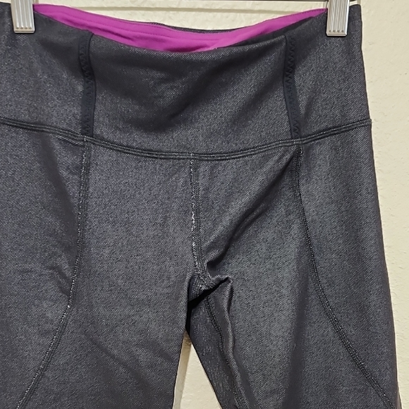 Lululemon Athletica Black Leggings with Purple Waistband - Picture 5 of 10